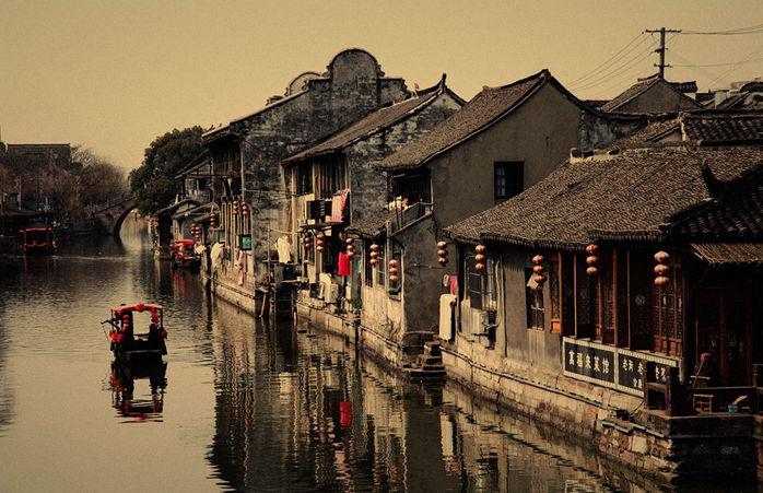 发现知识星球平台-《阳光之下》还原程度高,如何评价剧中两位演员的演技?带你进入无限学习世界